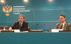 Анатолий Голомозин и Михаил Акулов © KM.RU, Игорь Орлов