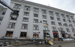 Обладминистрация Луганска после авиаудара © РИА Новости, Евгений Биятов