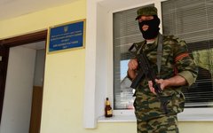 Контрольно-пропускной пункт в Донецке © РИА Новости, Наталья Селиверстова