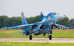 Су-27 ВВС Украины. Фото с сайта airliners.net
