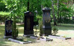 Захоронение советских солдат в Далльгов-Деберитце. Фото с сайта nazadvgsvg.ru