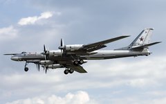 Ту-95. Фото с сайта wikipedia.org