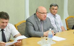 Губернатор Винников во время встречи. Фото пресс-службы правительства ЕАО