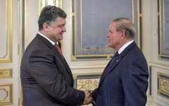 Петр Порошенко и Роберт Менендес. Фото с сайта president.gov.ua