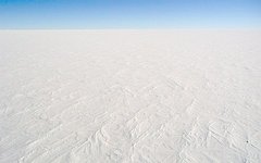 Типичный пейзаж Антарктиды. Фото Stephen Hudson с сайта wikimedia.org