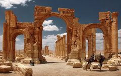 Триумфальная арка в Пальмире, фото с сайта www.prostoturist.com.ua