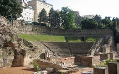 Руины древнеримского театра. Фото с сайта wikimedia.org