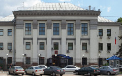 Посольство России в Киеве. Фото с сайта dic.academic.ru