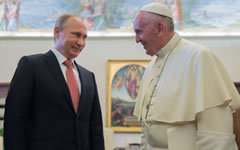 Владимир Путин и Папа Римский Франциск © РИА Новости, Сергей Гунеев