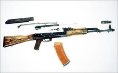 Неполная разборка АК74. Фото с сайта wikimedia.org