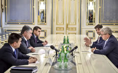 Фото с сайта president.gov.ua