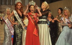«Миссис Россия 2015». Фото со страницы конкурса в Facebook
