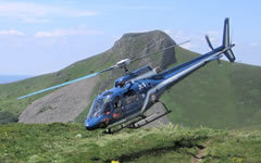 Вертолет AS-350. Фото Fabien1309 с сайта wikipedia.org