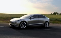 Фото с сайта teslamotors.com