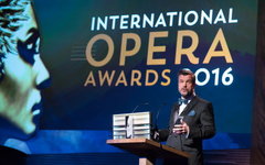 Фото с сайта operaawards.org