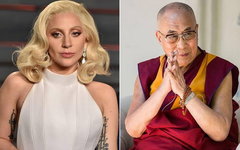Lady GaGa и Далай-лама. Фото со страницы артистки в Facebook