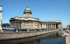Казанский собор. Фото Витольда Муратова с сайта wikipedia.org