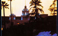 Фрагмент обложки альбома «Hotel California»