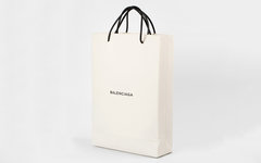 Фото Balenciaga