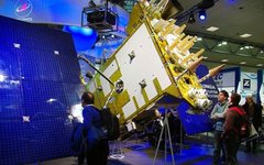 Модель КА Глонасс-К на выставке CeBIT. Фото с сайта wikimedia.org