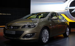 Opel Astra © KM.RU, Кирилл Савченко