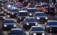 Автомобильная пробка © KM.RU
