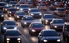 Автомобильная пробка © KM.RU