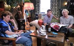 Cериал «90-е. Весело и громко». 
