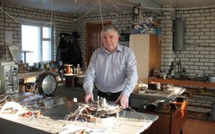 Владимир Леонов