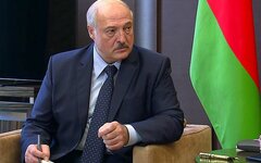 Лукашенко отказался отзывать военных из протестующего Минска