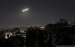 Ракета сирийских ПВО в небе над Дамаском
