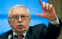 Владимир Лукин