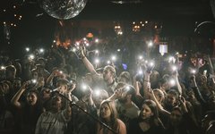 Клуб «16 Тонн» перенес, но не отменил ближайшие концерты из-за коронавируса
