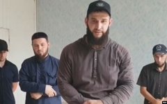 Родственники убитого в Австрии чеченского блогера