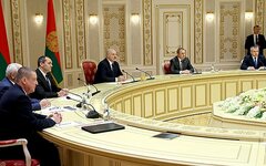 Лукашенко на встрече с губернатором Приморского края Кожемяко