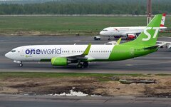 Boeing 737-800 S7 Airlines в ливрее Oneworld