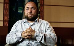 Бекмамбетов экранизировал для американцев Библию в смартфоне