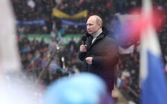 Владимир Путин на предвыборном митинге © KM.RU