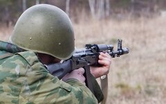 Стрельба из автомата © KM.RU