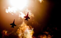 В НАТО обсуждают возможность сбивать российские истребители