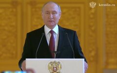 Путин обвинил западные спецслужбы в попытках раскачать Россию изнутри