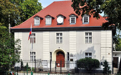 В Польше заявили о попытке изъятия здания консульства РФ