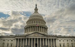 Сенаторы США вновь пытаются ограничить применение силы против Венесуэлы