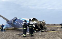 Азербайджан подаст в суд на Россию из-за крушения самолета AZAL