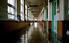 В России ежегодно закрываются сотни сельских школ