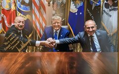 Трамп прислал Алиеву совместные фотографии с подписью «ты великий лидер»