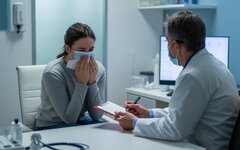 Минздрав утвердил новый стандарт лечения гриппа у взрослых