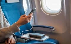 В России могут ограничить использование пауэрбанков в самолётах