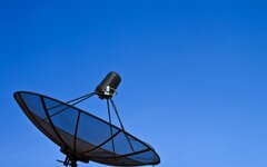 Минцифры РФ займется нелицензионным спутниковым ТВ в Крыму