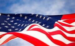 Захарова: в США «впихивают» гражданство страны детям российских дипломатов